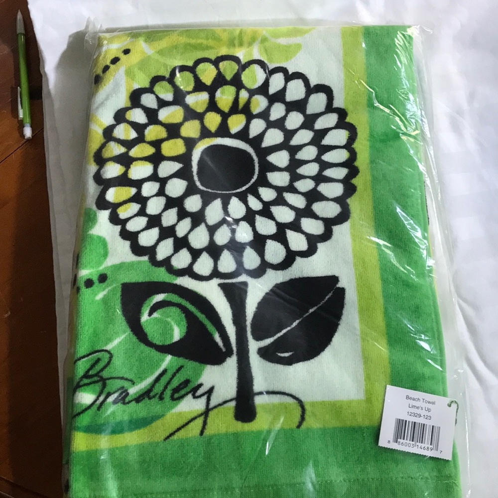 Vera Bradley beach towel new in bag and NWT